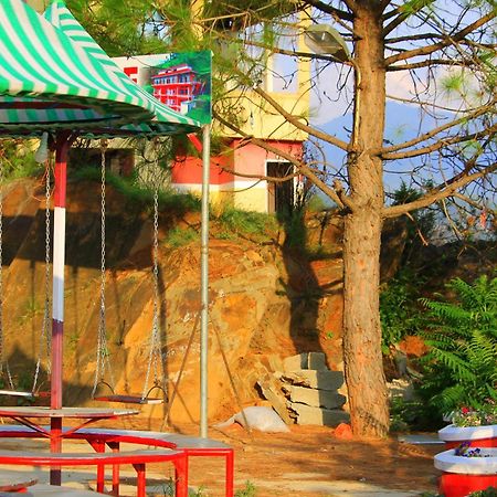 Red Rose Hotel & Resort Mansehra Exterior photo